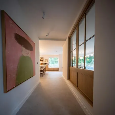 Stunning 5-bed In Your Peaceful Escape 5 Mins From Ashford Castle Cong