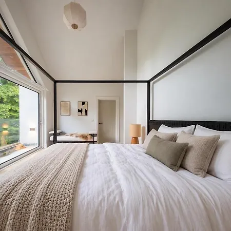 Сasa de vacaciones Stunning 5-bed In Your Peaceful Escape 5 Mins From Ashford Castle Cong